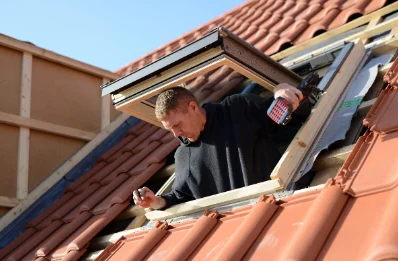 Pose de fenêtres de toit Velux à Charraix